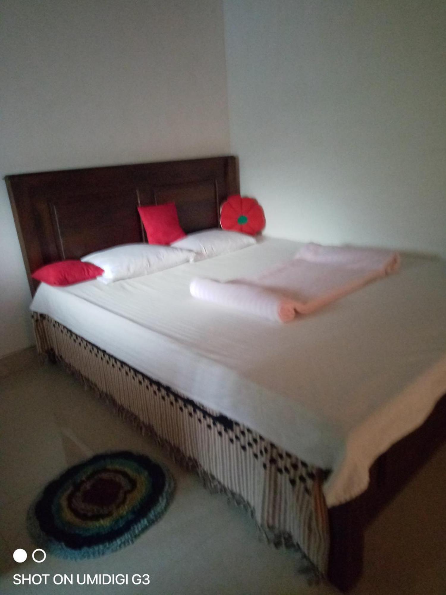 Milan Home Stay Ella Quarto foto