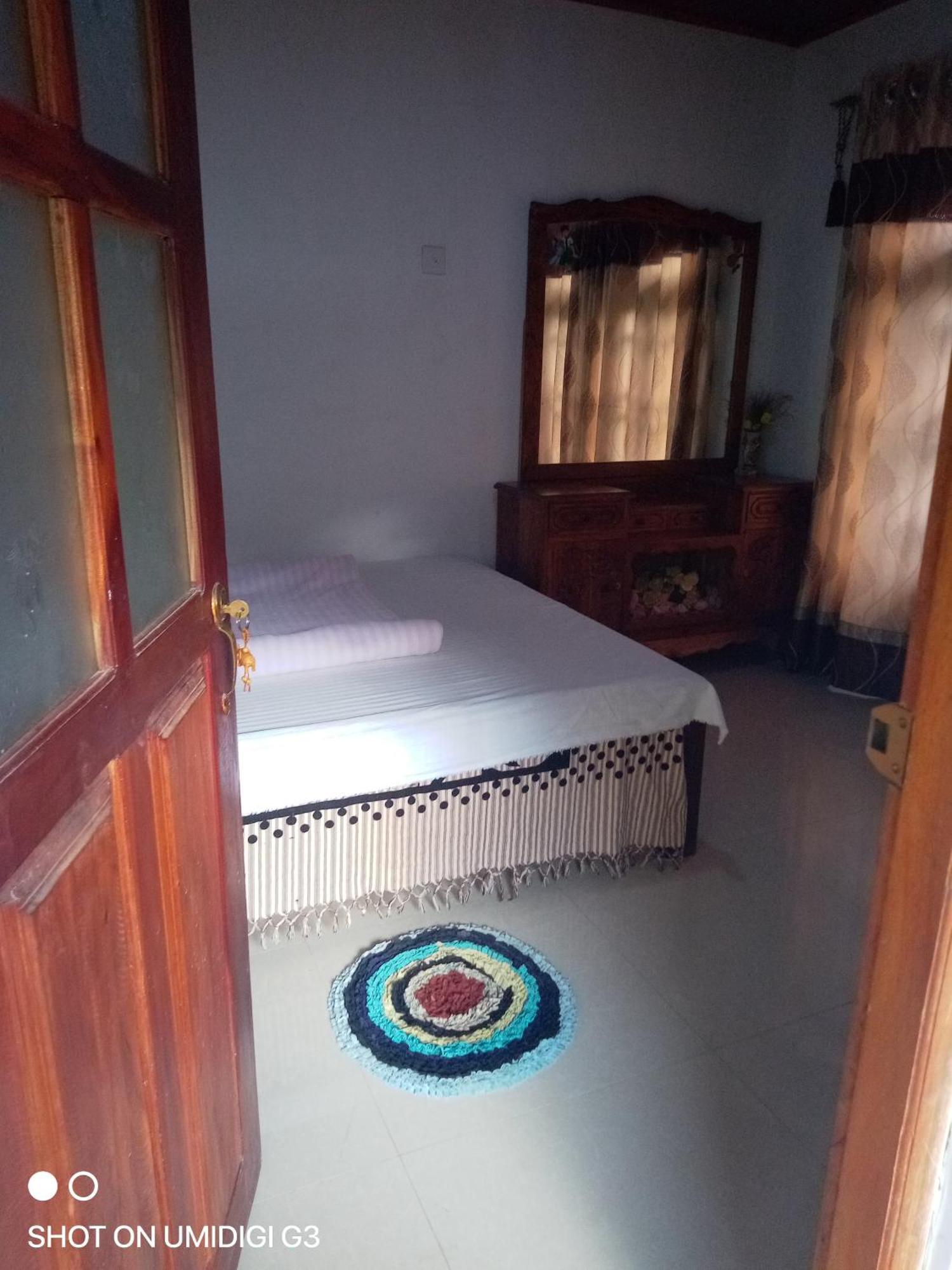 Milan Home Stay Ella Quarto foto